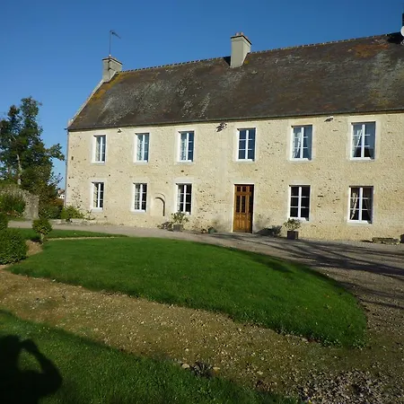 Le Petit Manoir Bed & Breakfast Vignats