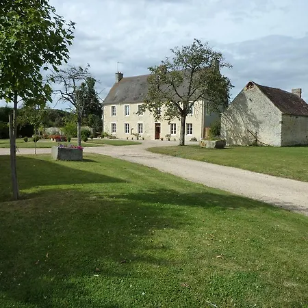 Le Petit Manoir Bed & Breakfast