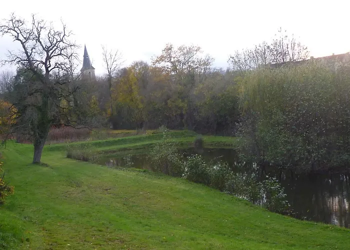 Le Petit Manoir Vignats